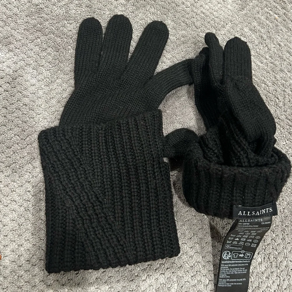 Allsaints Traveling Rib Foldover Gloves black  $59 new